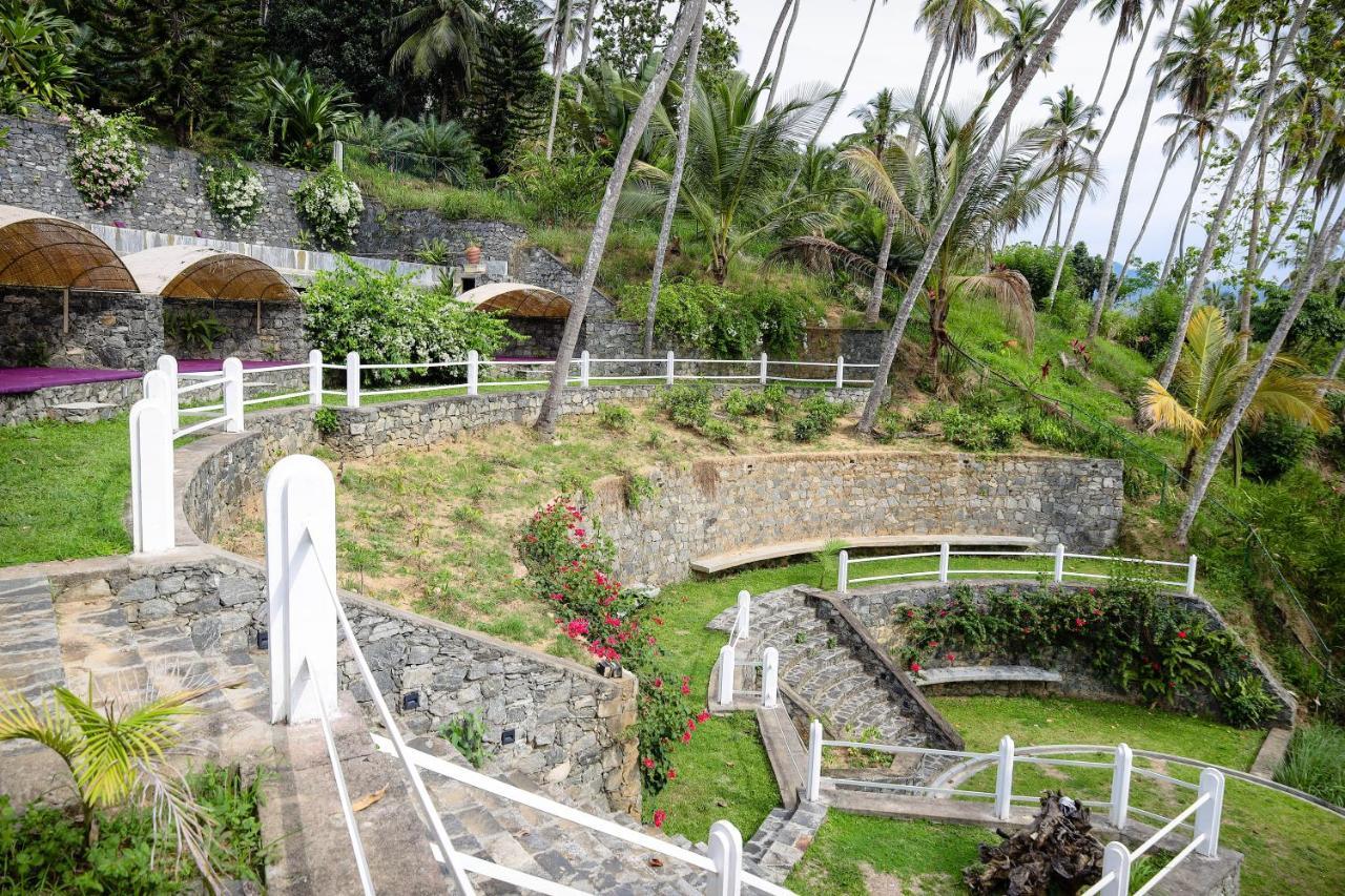The Flame Tree Estate & Hotel Kandy Dış mekan fotoğraf
