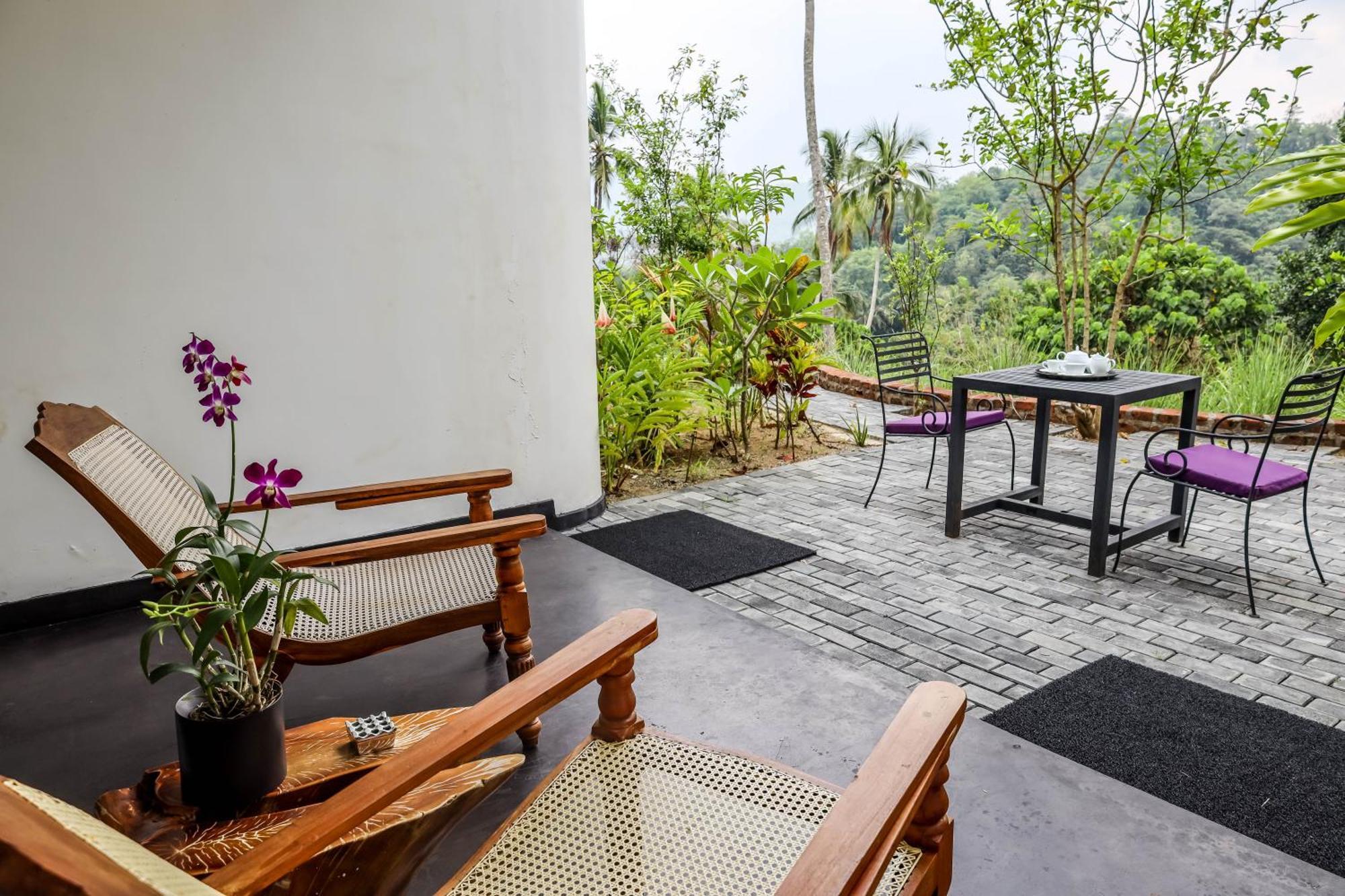 The Flame Tree Estate & Hotel Kandy Oda fotoğraf